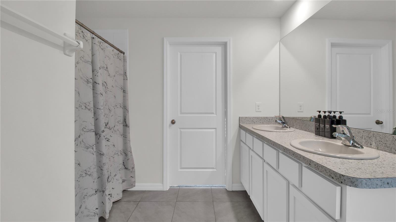 Image 27 of 34 For 16762 Carlton Pond Street