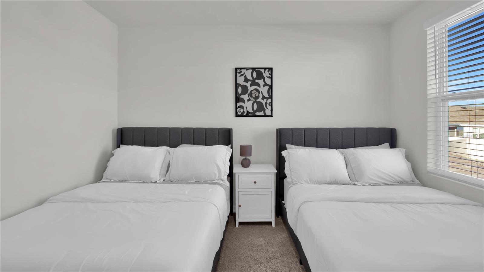 Image 29 of 34 For 16762 Carlton Pond Street