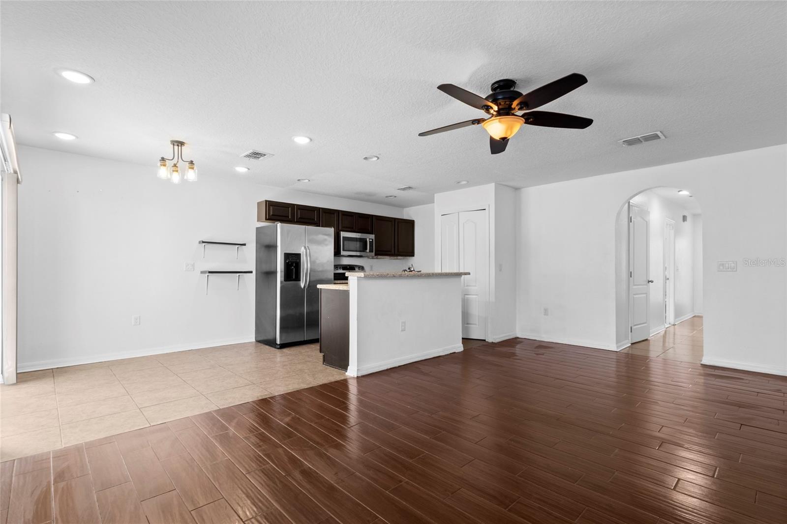 Image 20 of 25 For 4431 Ashburn Square Drive