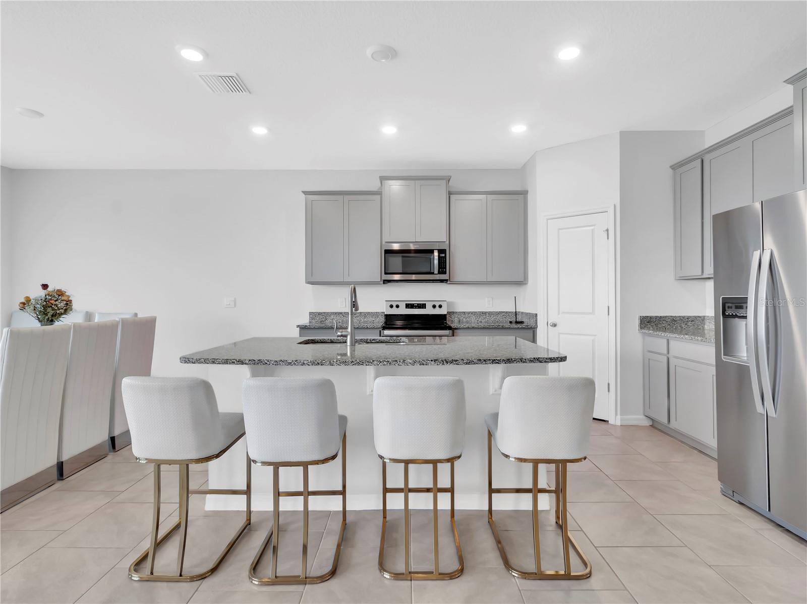 Image 13 of 52 For 16792 Glacier Bay Loop