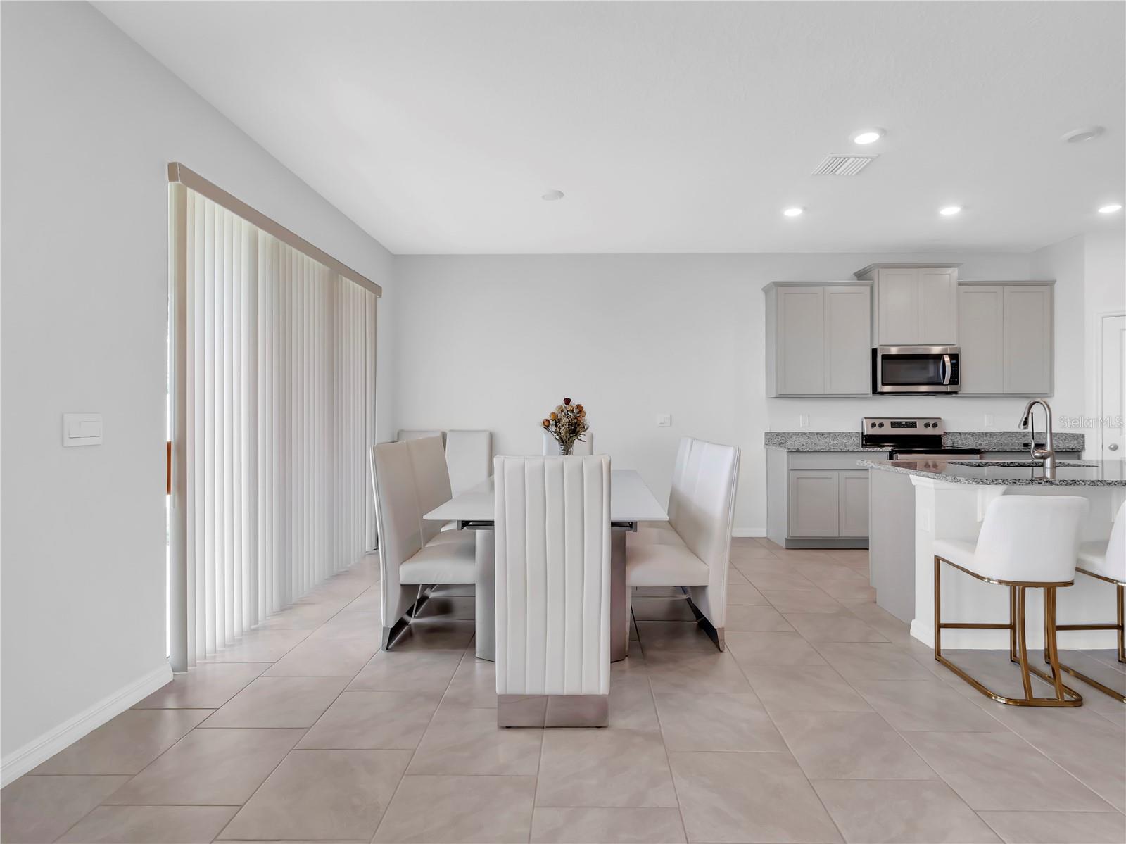 Image 17 of 52 For 16792 Glacier Bay Loop