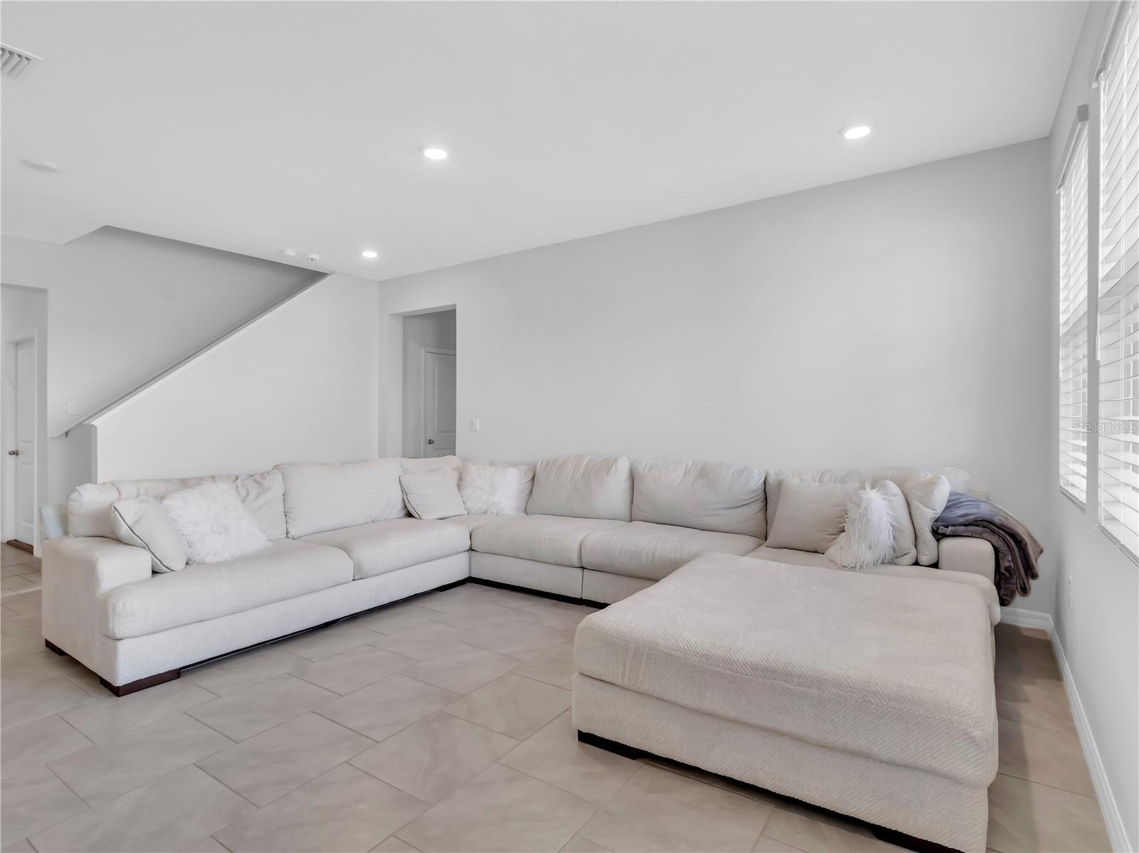 Image 18 of 52 For 16792 Glacier Bay Loop