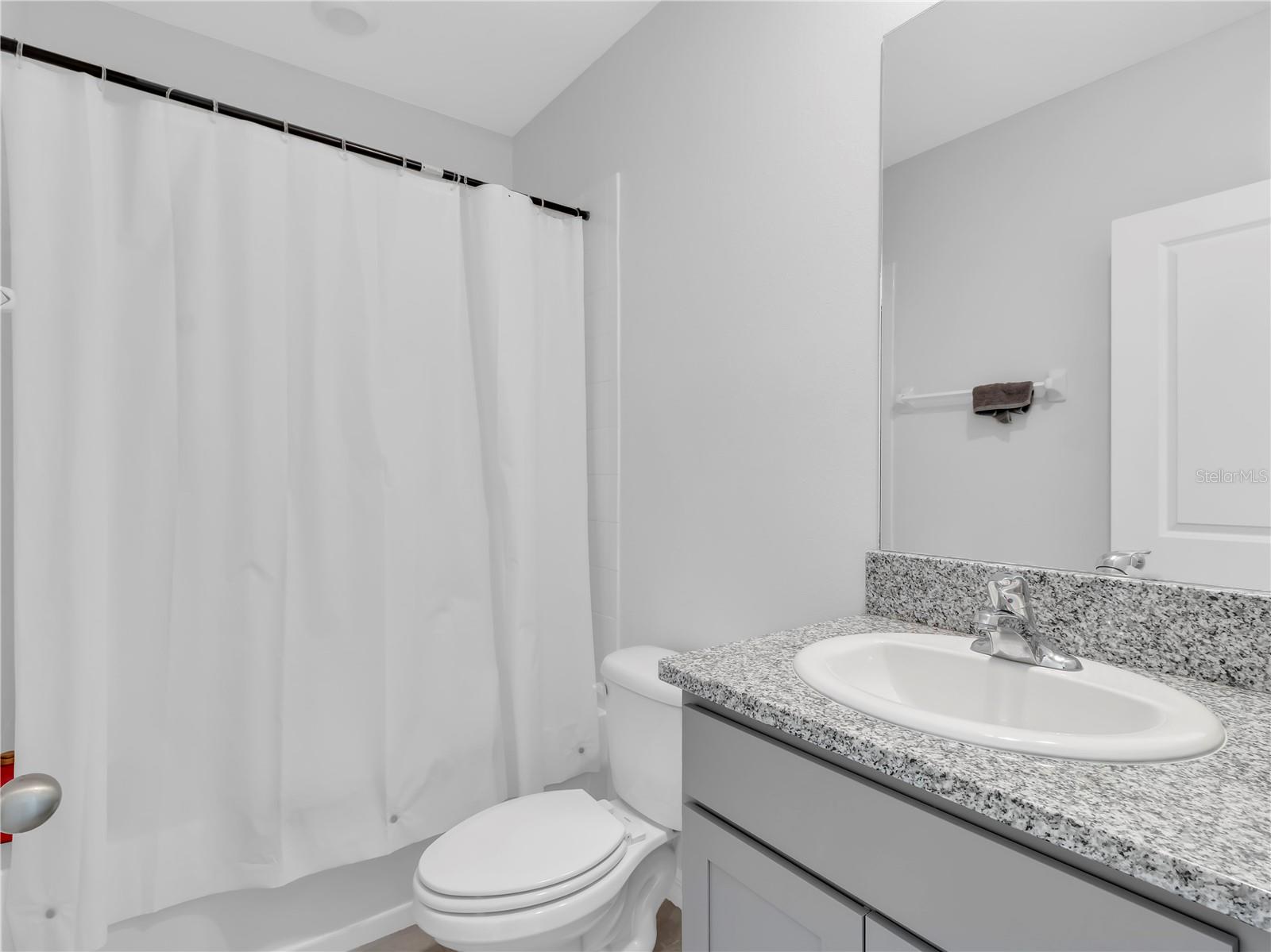 Image 26 of 52 For 16792 Glacier Bay Loop