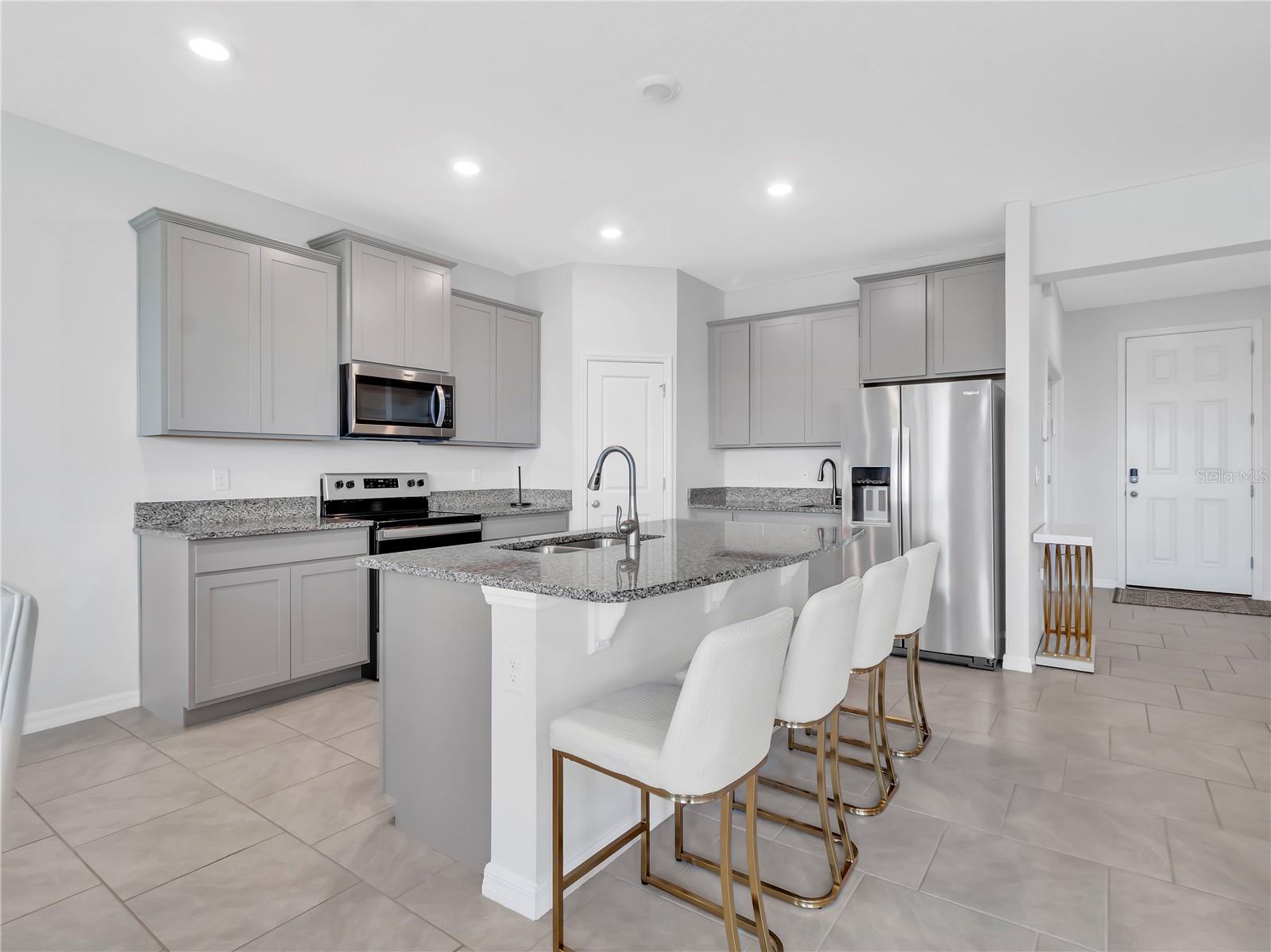 Image 7 of 52 For 16792 Glacier Bay Loop