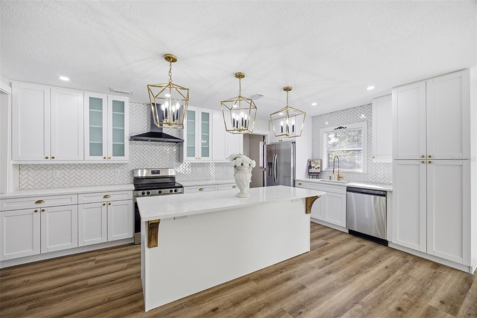 Image 11 of 35 For 10508 Myrtle Street