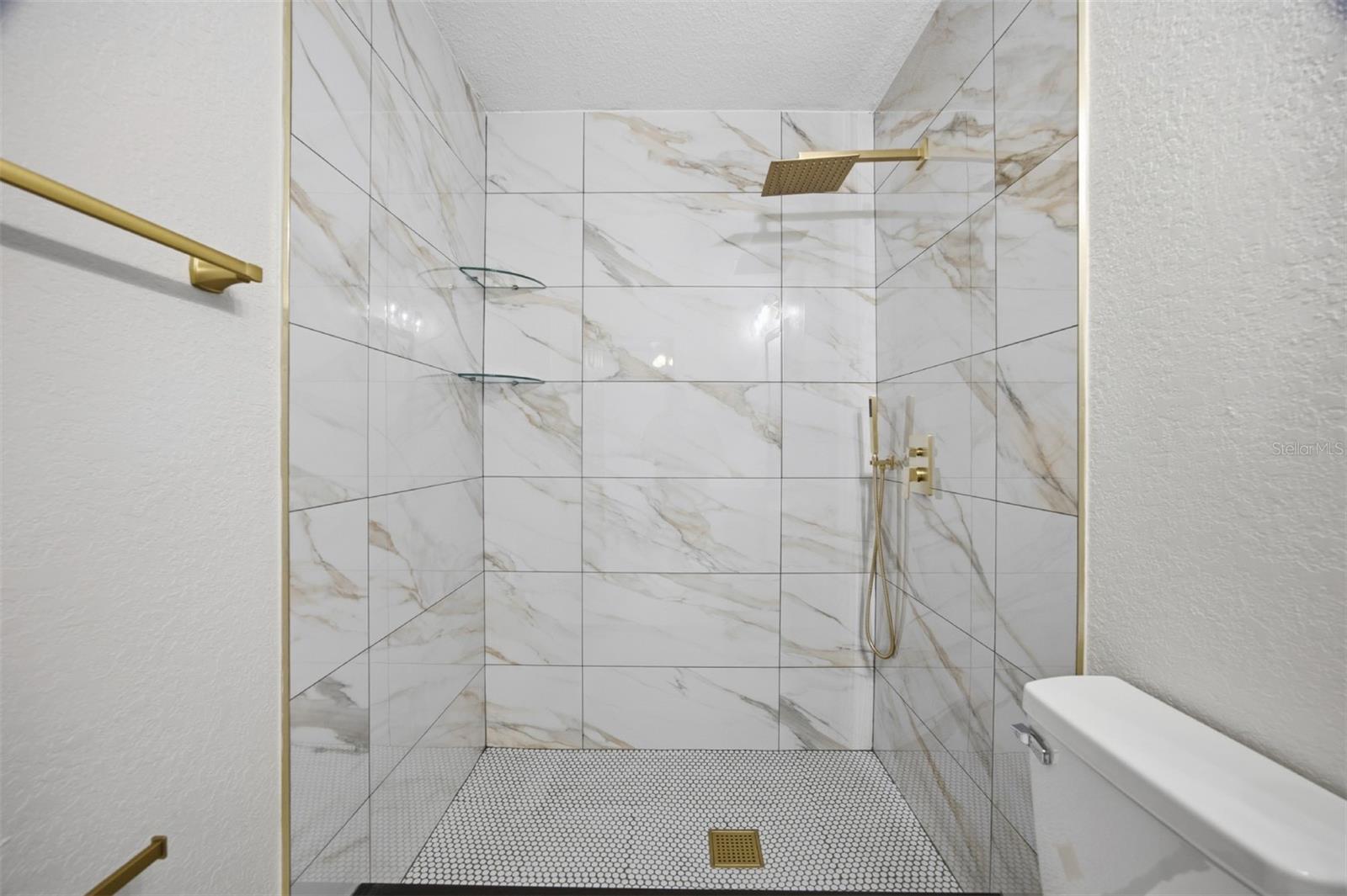 Image 22 of 35 For 10508 Myrtle Street