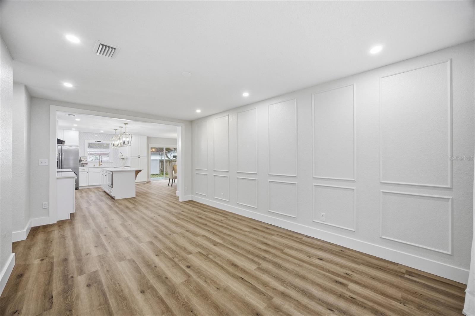 Image 8 of 35 For 10508 Myrtle Street