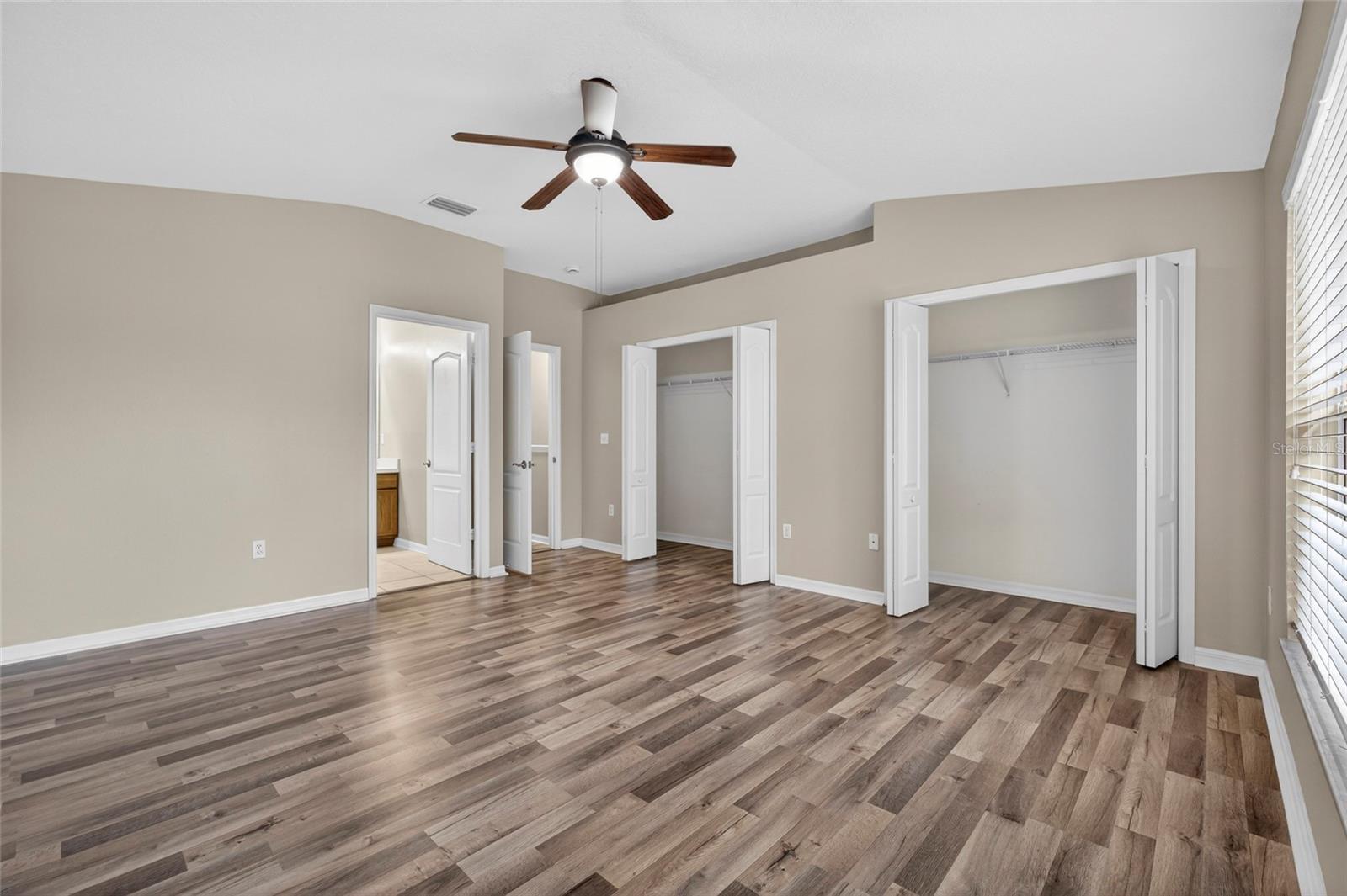 Image 13 of 34 For 3401 High Hampton Circle