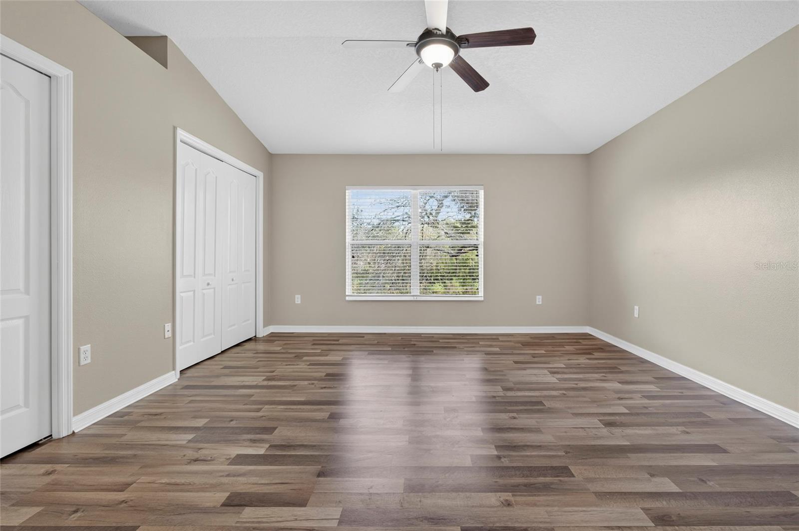 Image 17 of 34 For 3401 High Hampton Circle