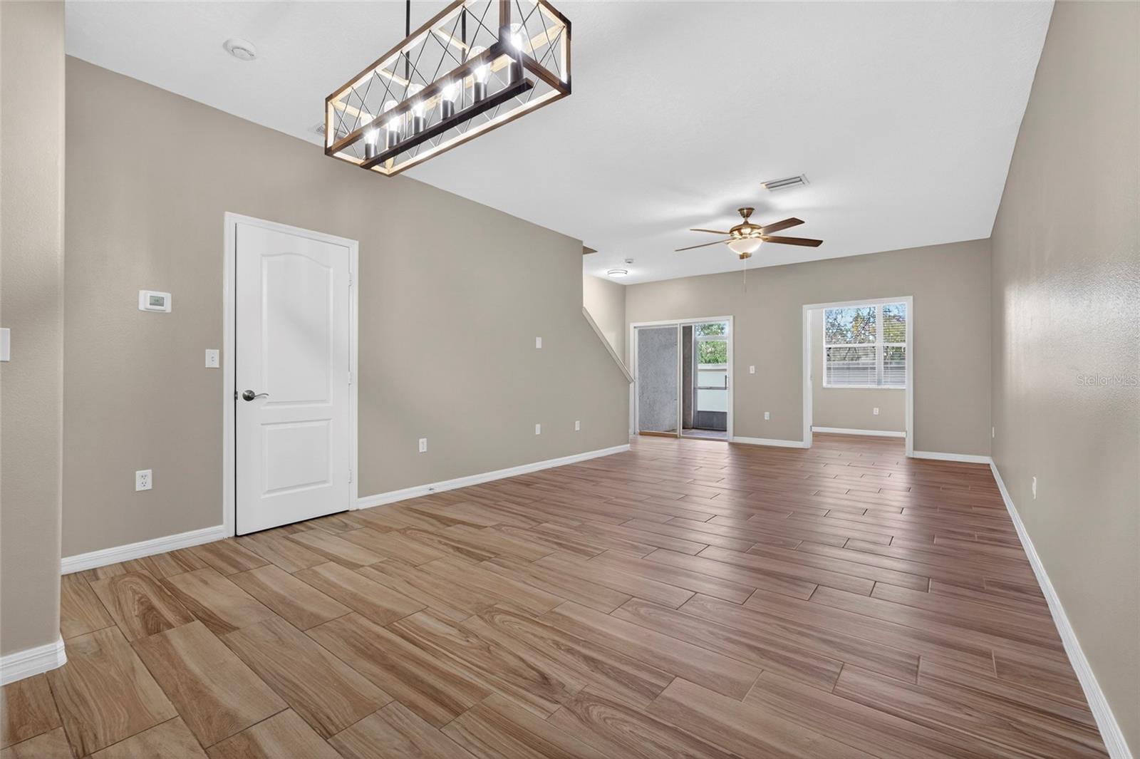 Image 4 of 34 For 3401 High Hampton Circle