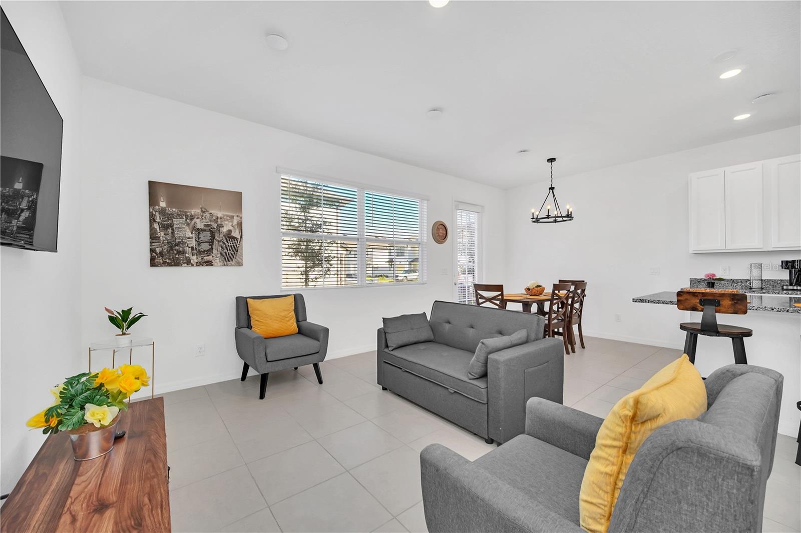 Image 11 of 25 For 808 Longboat Drive