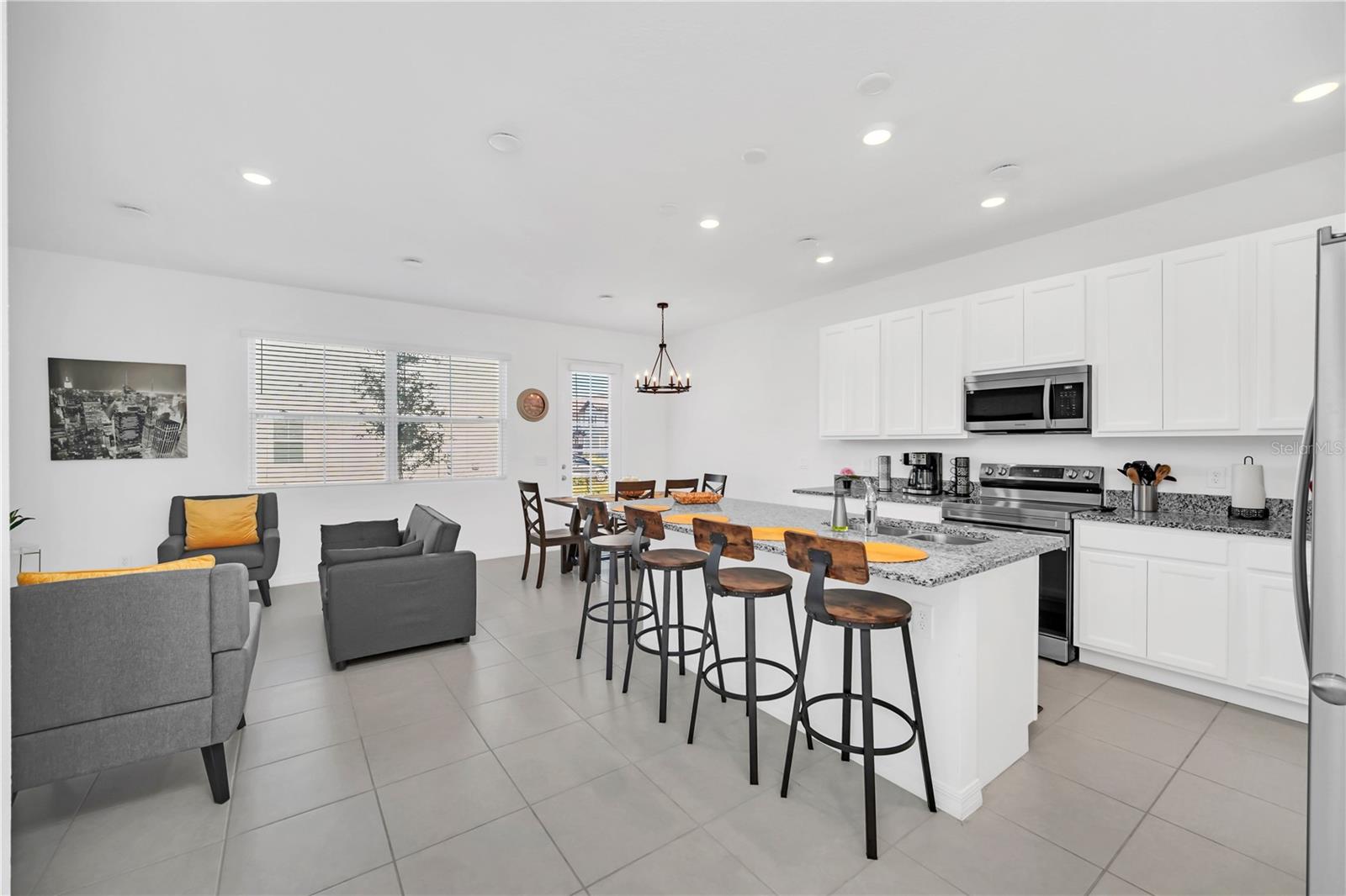 Image 3 of 25 For 808 Longboat Drive