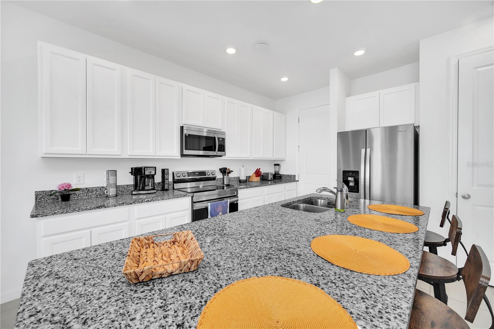 Image 6 of 25 For 808 Longboat Drive