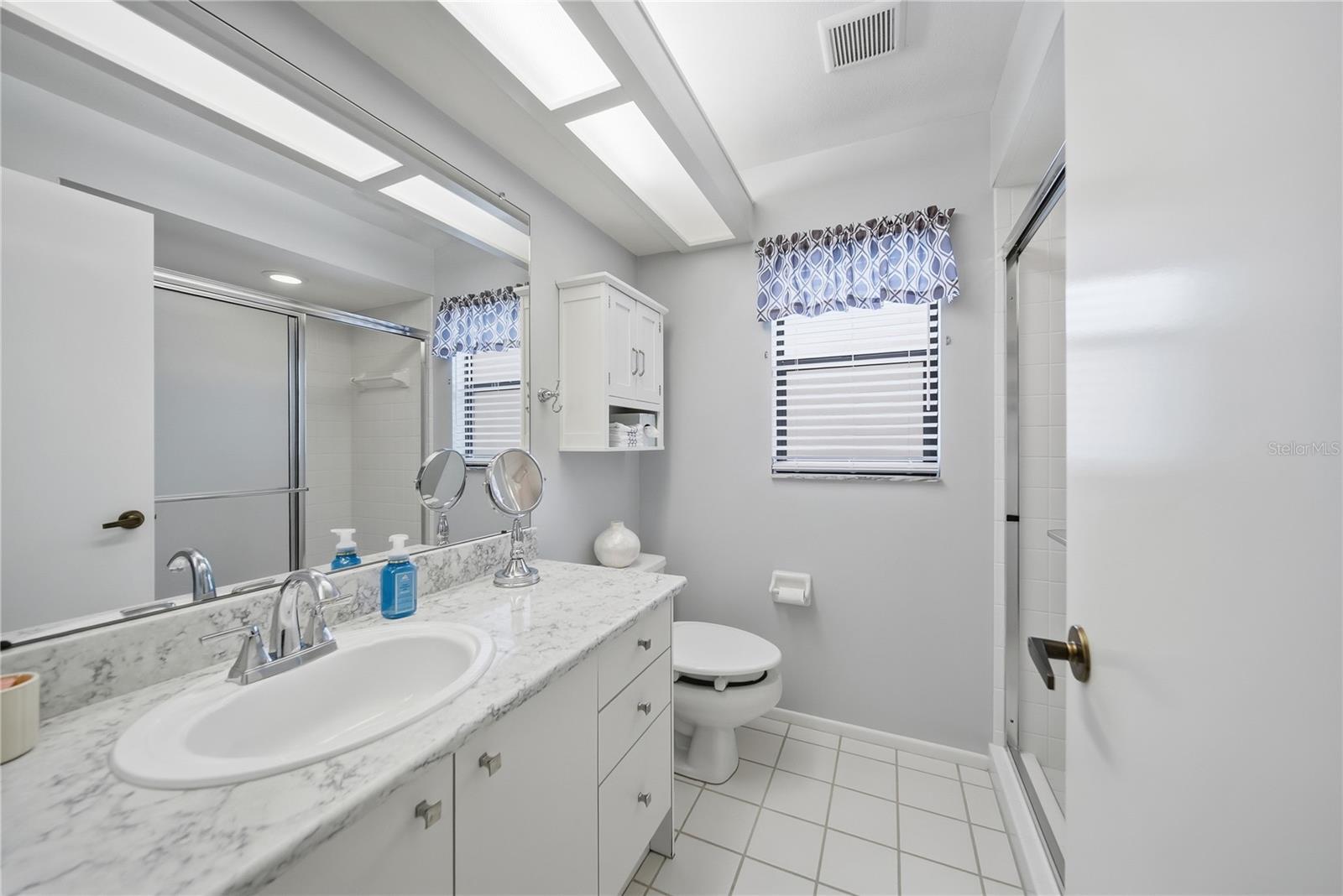 Image 20 of 34 For 5550 Salem Square Drive S