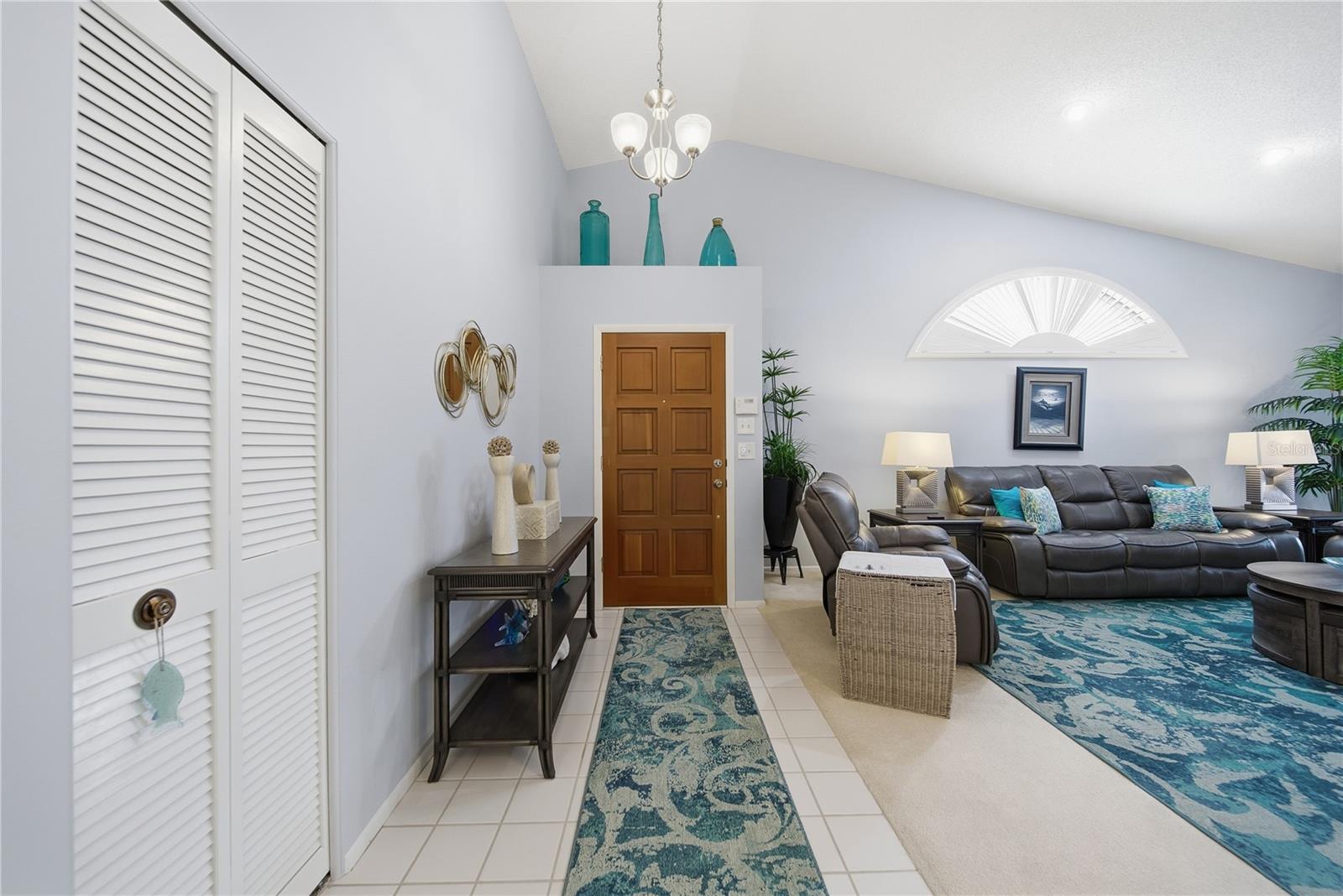 Image 5 of 34 For 5550 Salem Square Drive S