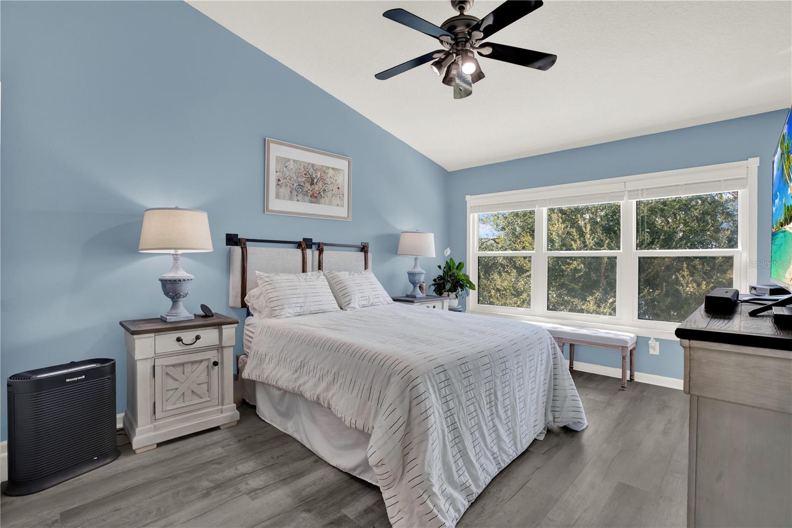 Image 18 of 30 For 8560 Sandy Beach Street