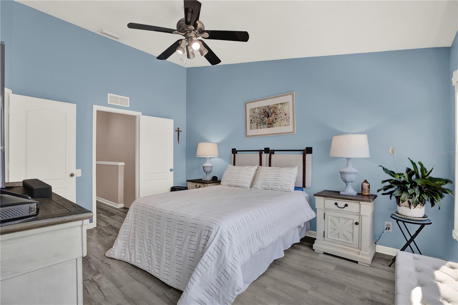 Image 19 of 30 For 8560 Sandy Beach Street