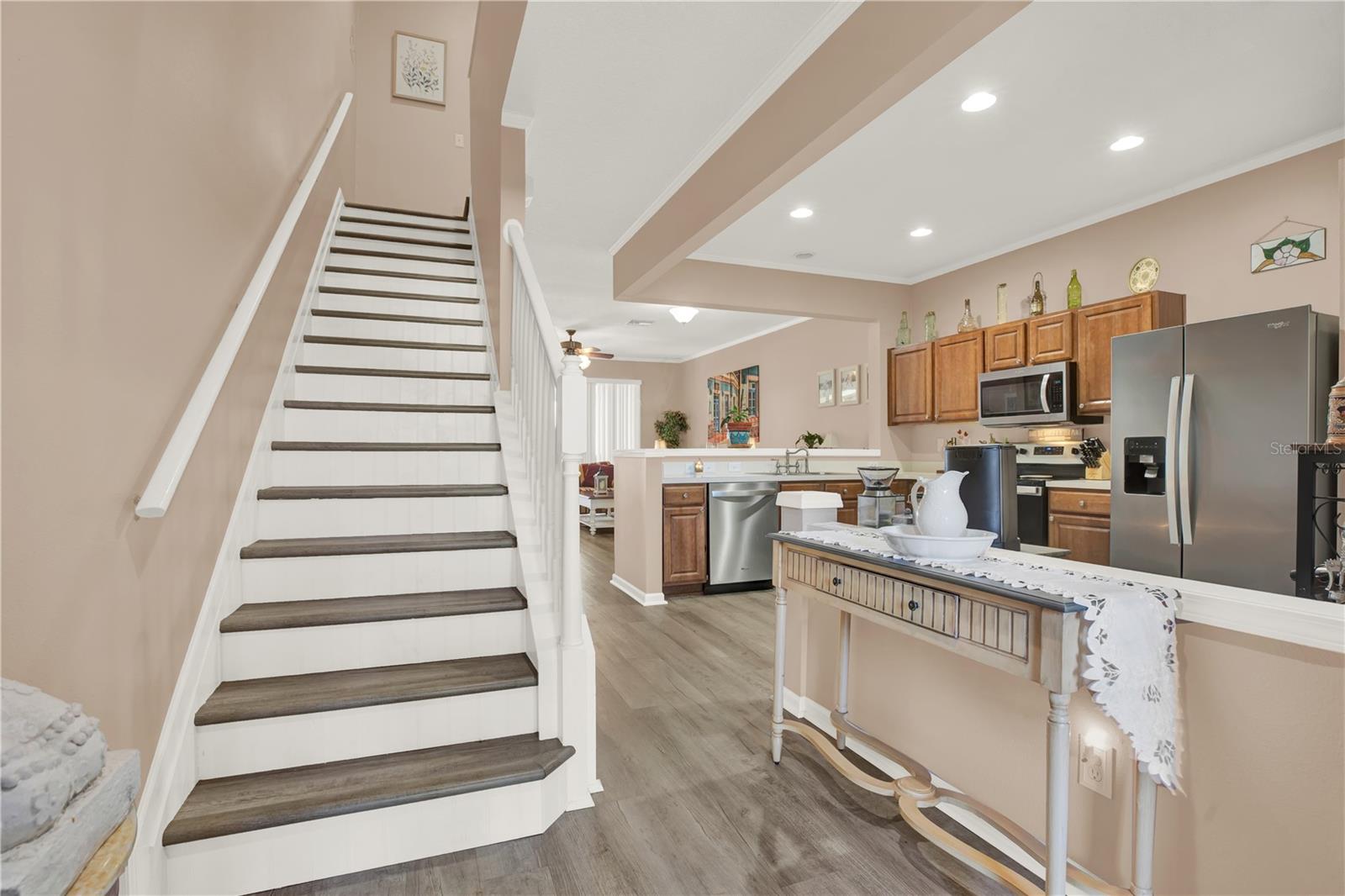 Image 4 of 30 For 8560 Sandy Beach Street