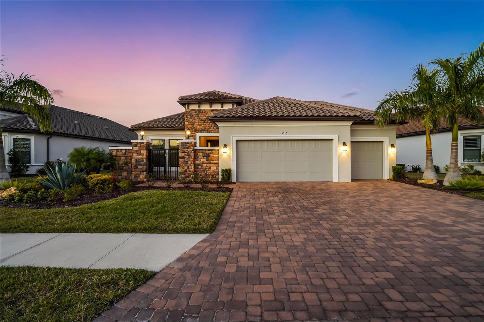 Details for 5610 Caserta Court, PALMETTO, FL 34221