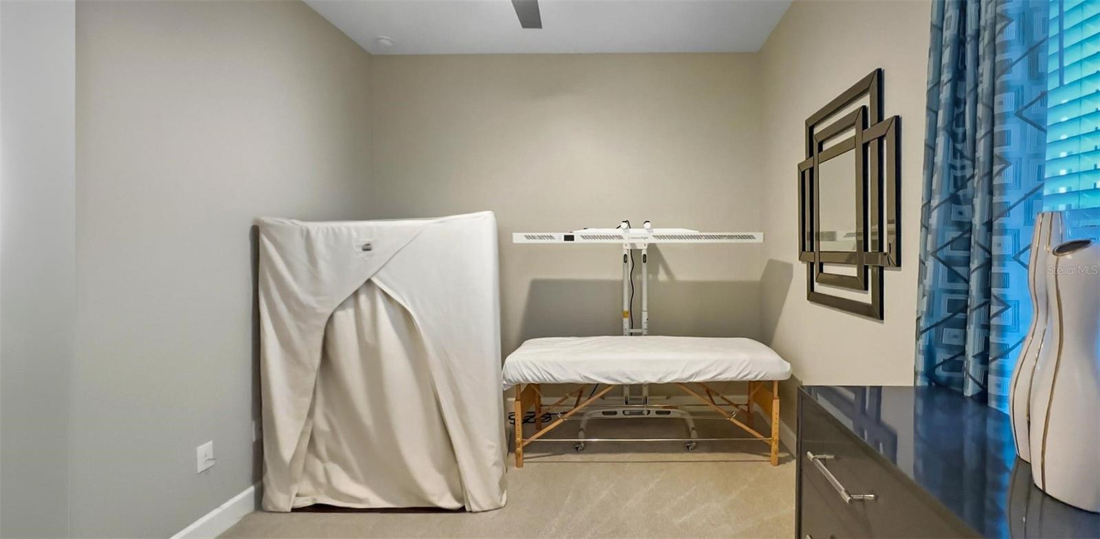 Image 41 of 78 For 5610 Caserta Court