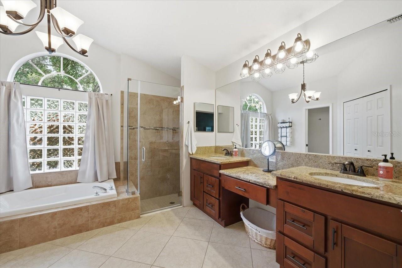 Image 29 of 50 For 15207 Arbor Hollow Drive