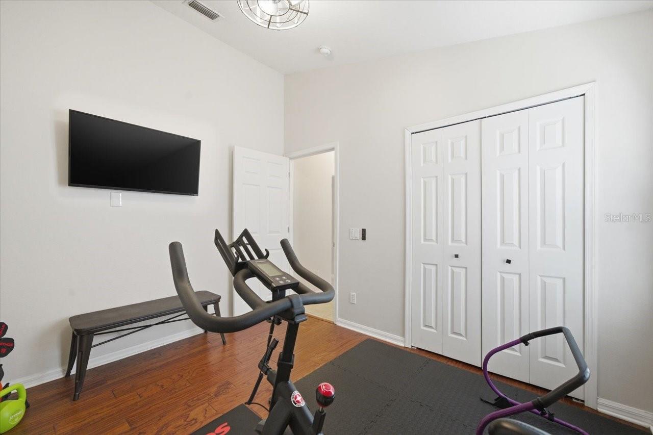 Image 32 of 50 For 15207 Arbor Hollow Drive