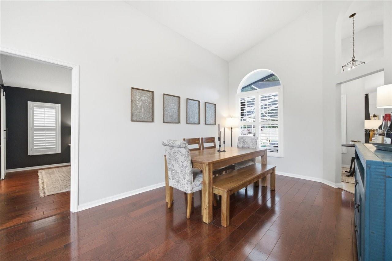 Image 8 of 50 For 15207 Arbor Hollow Drive