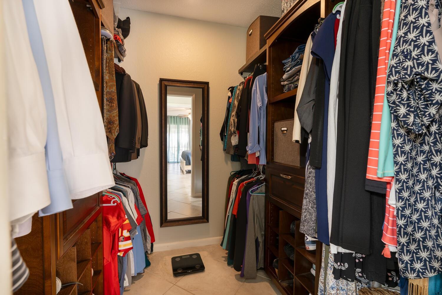 Image 23 of 48 For 3105 Glenwood Court