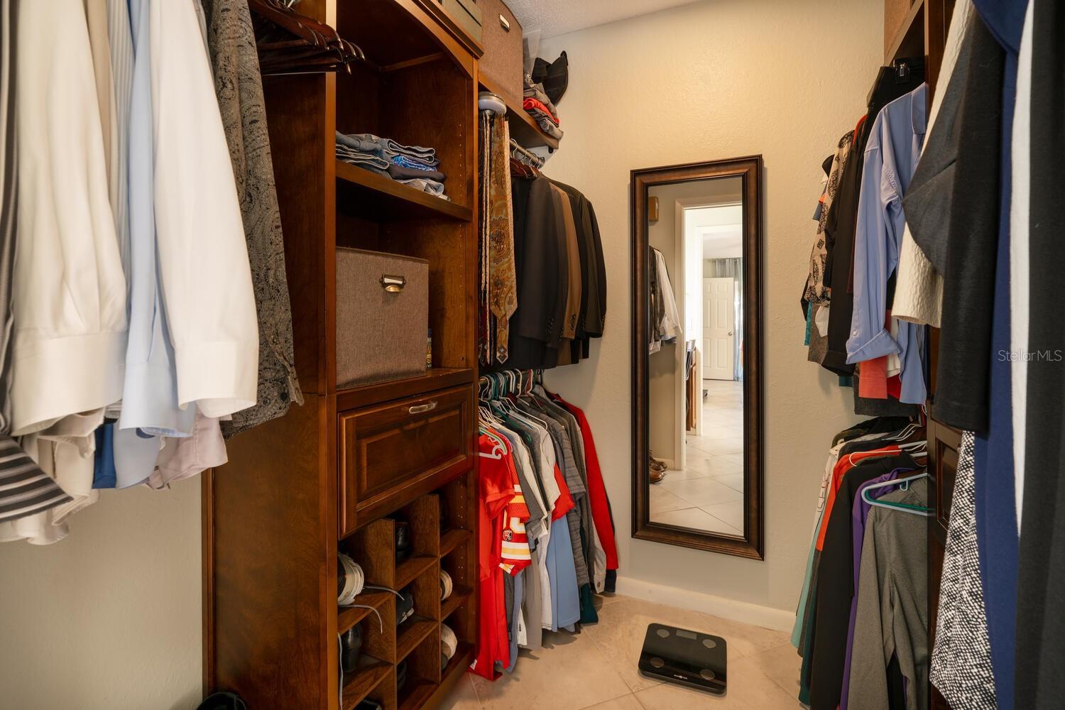 Image 24 of 48 For 3105 Glenwood Court