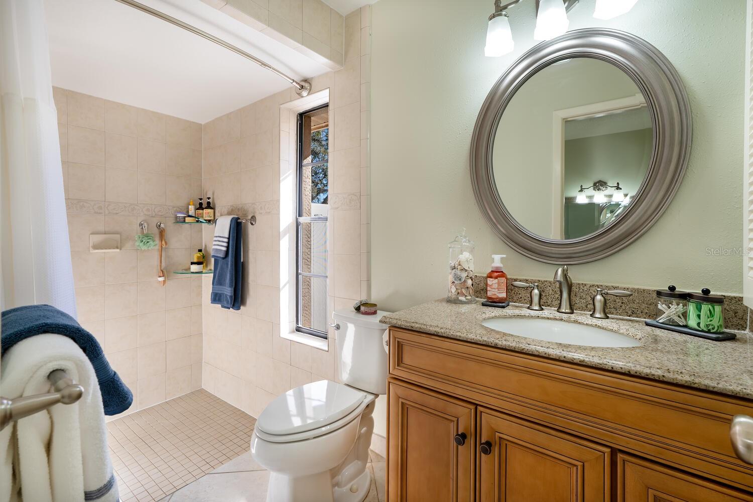 Image 31 of 48 For 3105 Glenwood Court