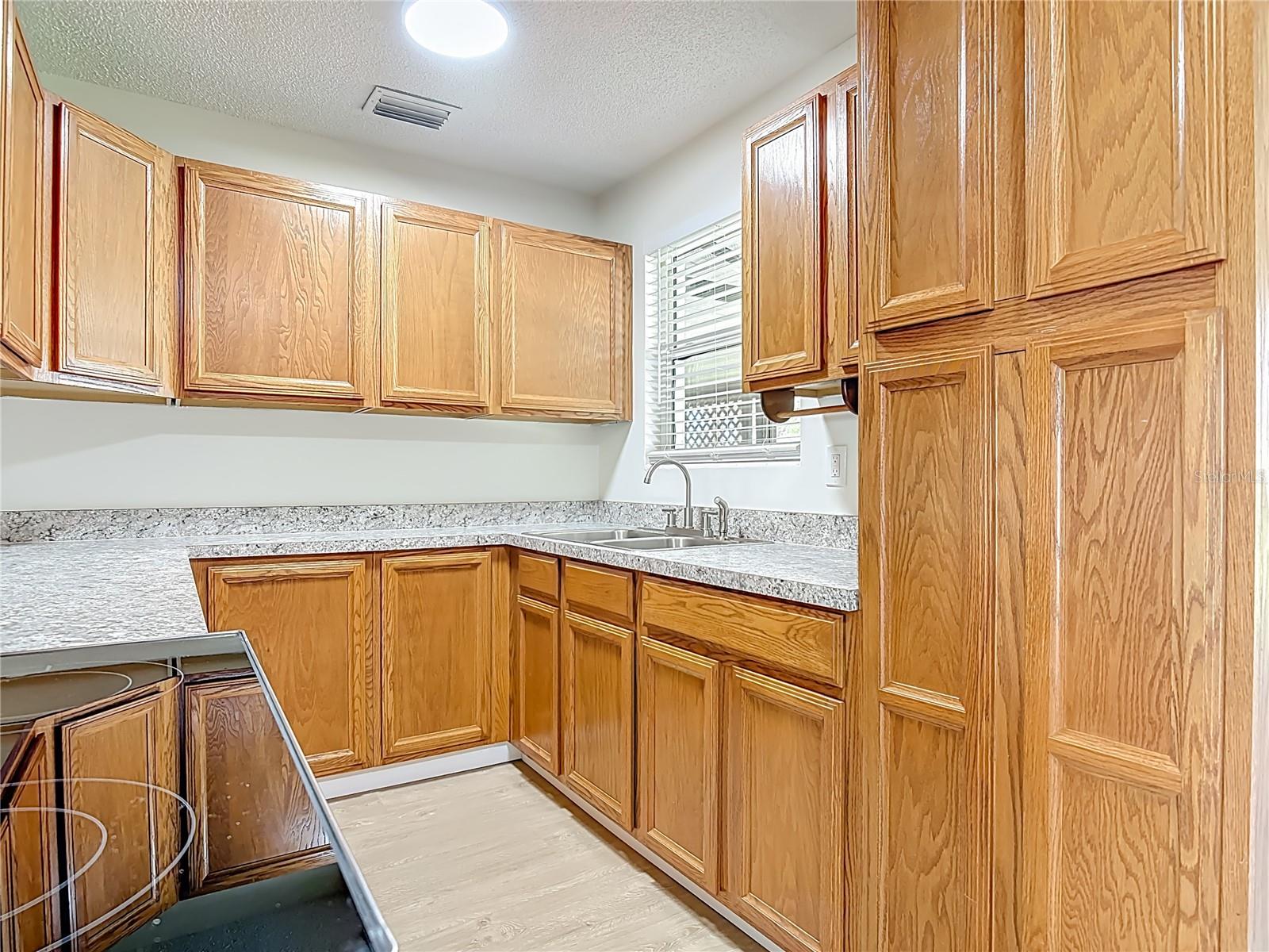 Image 13 of 46 For 318 Scotland Drive