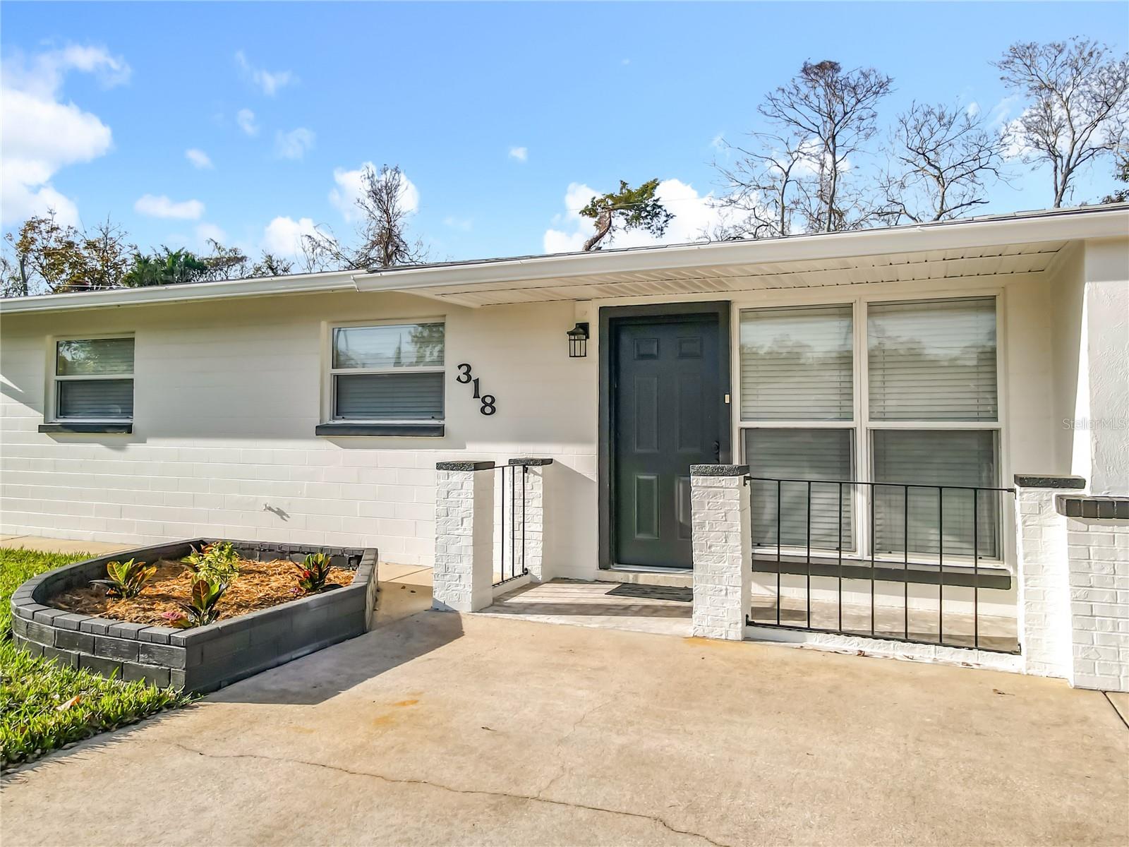 Image 2 of 46 For 318 Scotland Drive