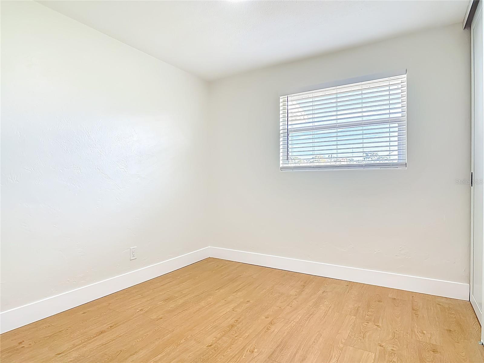 Image 25 of 46 For 318 Scotland Drive