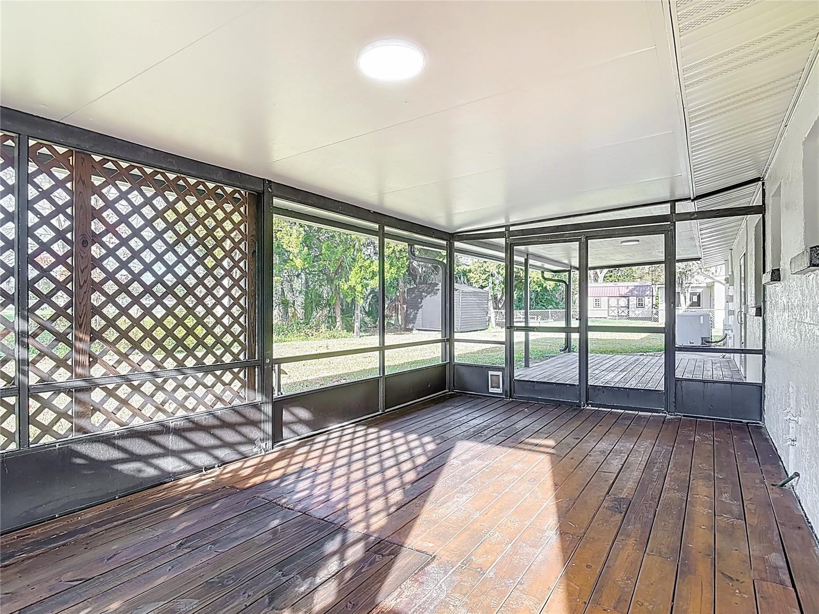 Image 31 of 46 For 318 Scotland Drive