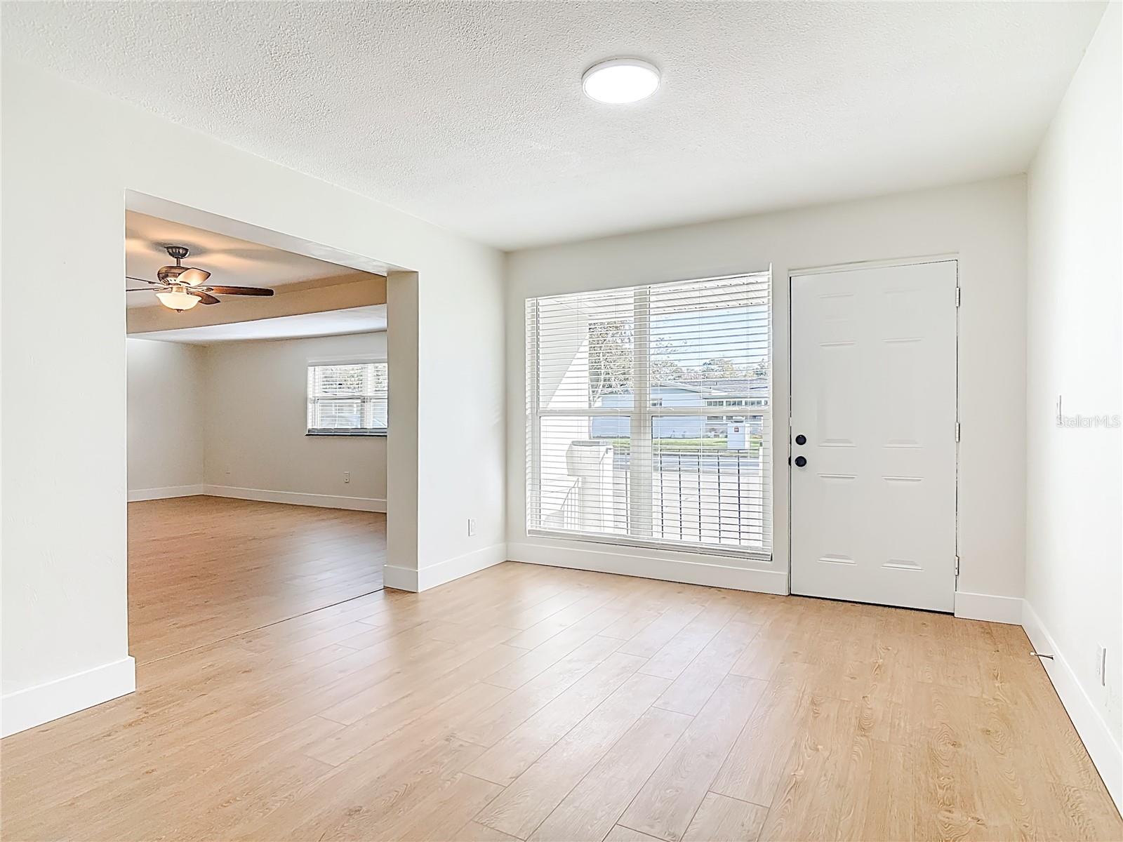 Image 4 of 46 For 318 Scotland Drive