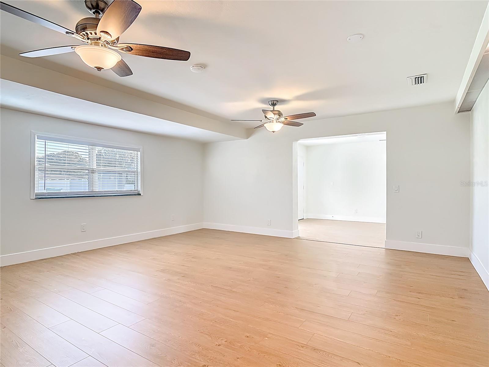 Image 8 of 46 For 318 Scotland Drive