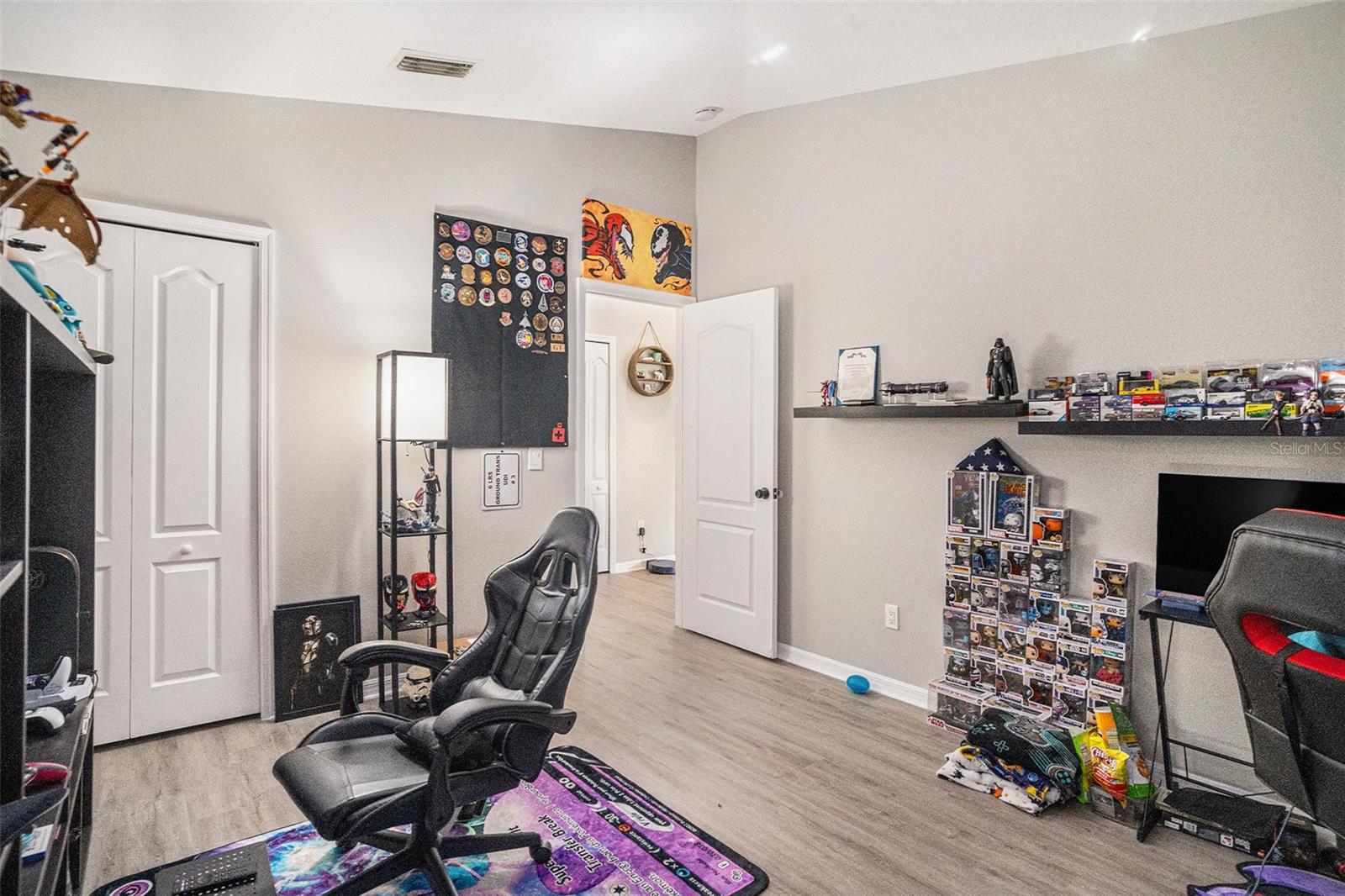 Listing photo id 21 for 8430 Quarter Horse Drive