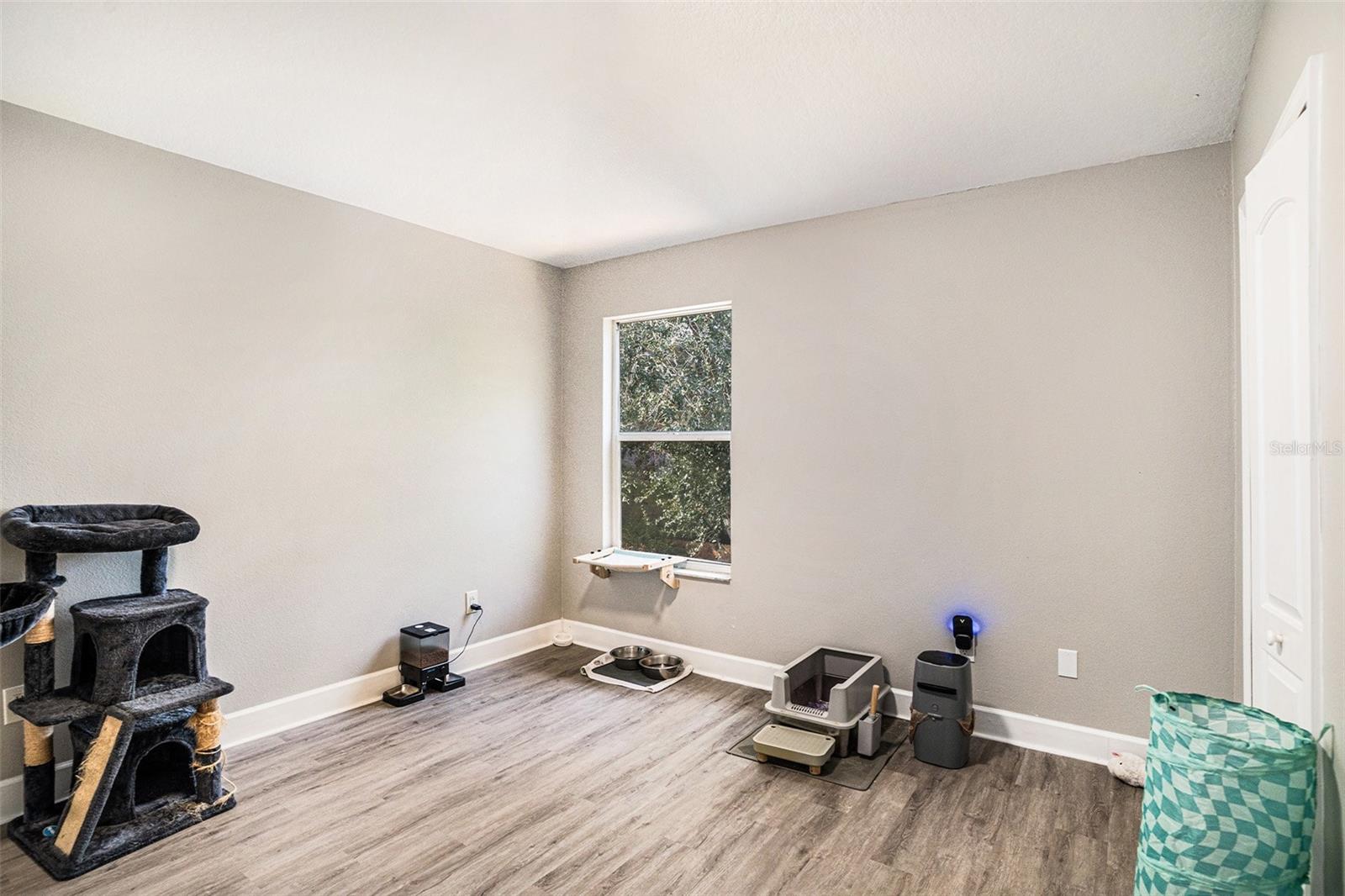 Listing photo id 23 for 8430 Quarter Horse Drive