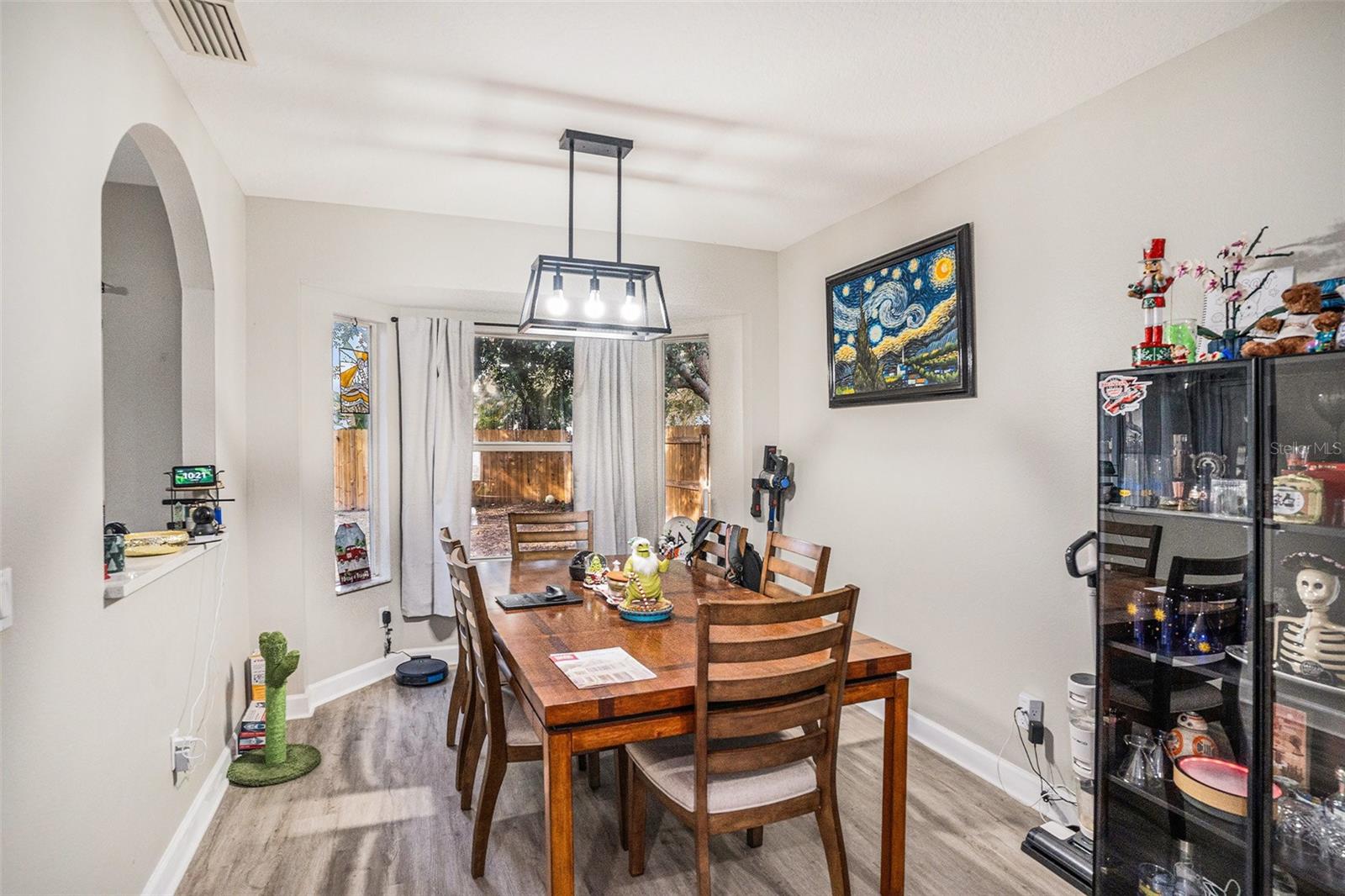 Listing photo id 6 for 8430 Quarter Horse Drive