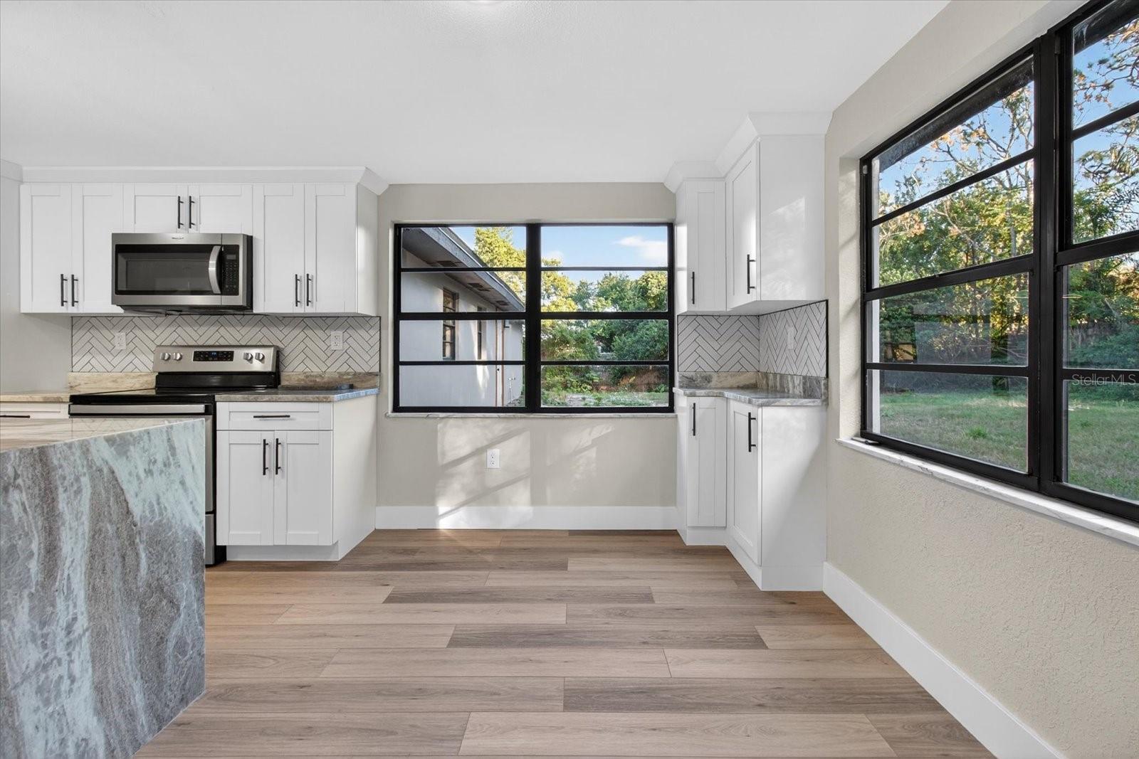 Image 14 of 43 For 5612 Mallow Street