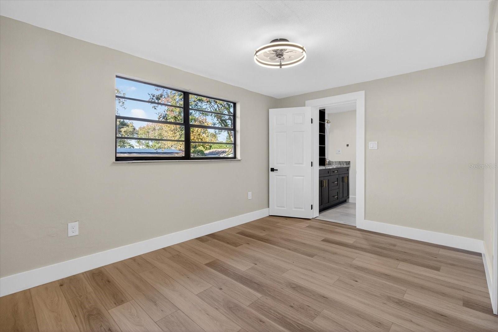 Image 22 of 43 For 5612 Mallow Street