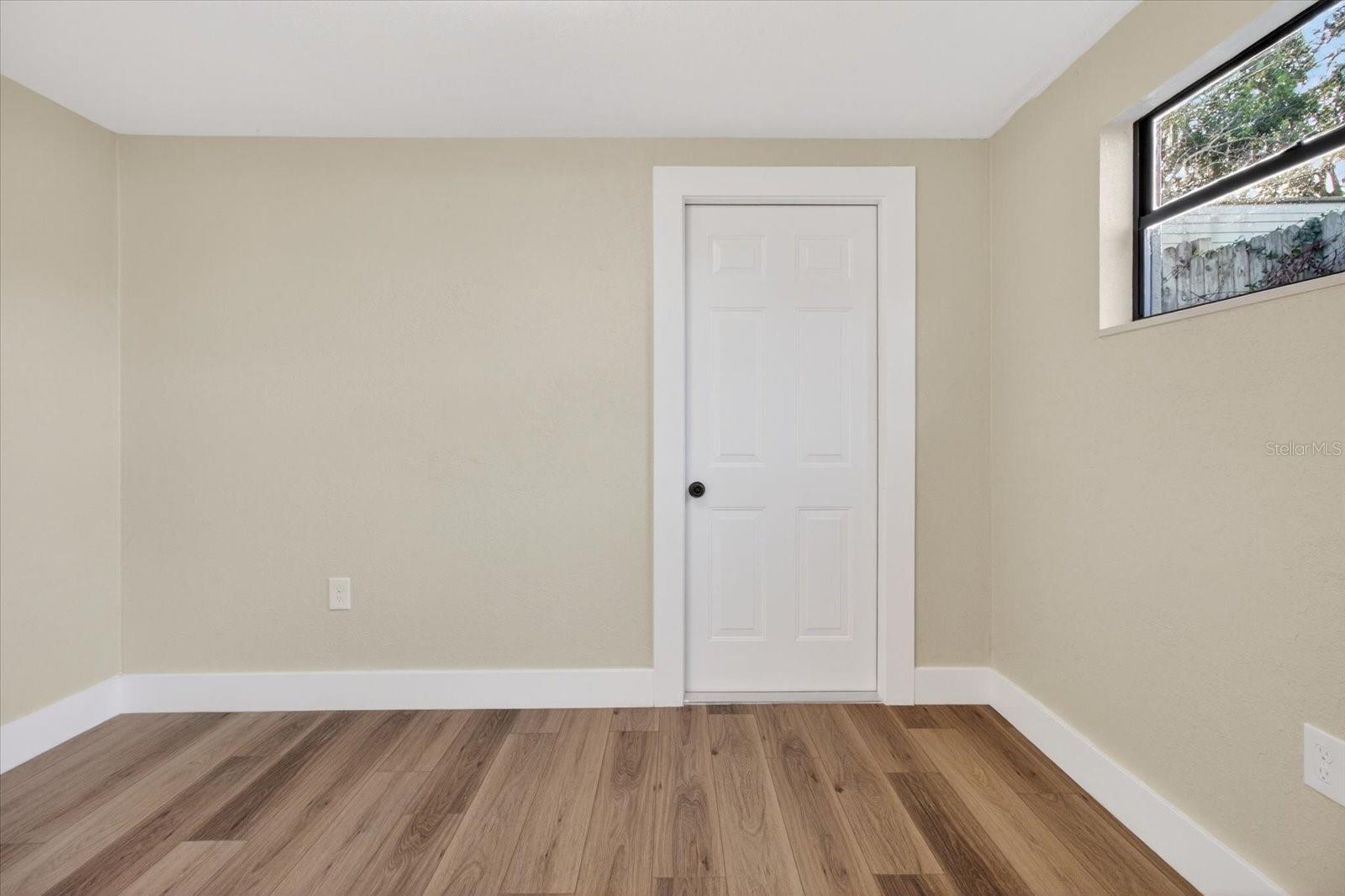 Image 29 of 43 For 5612 Mallow Street