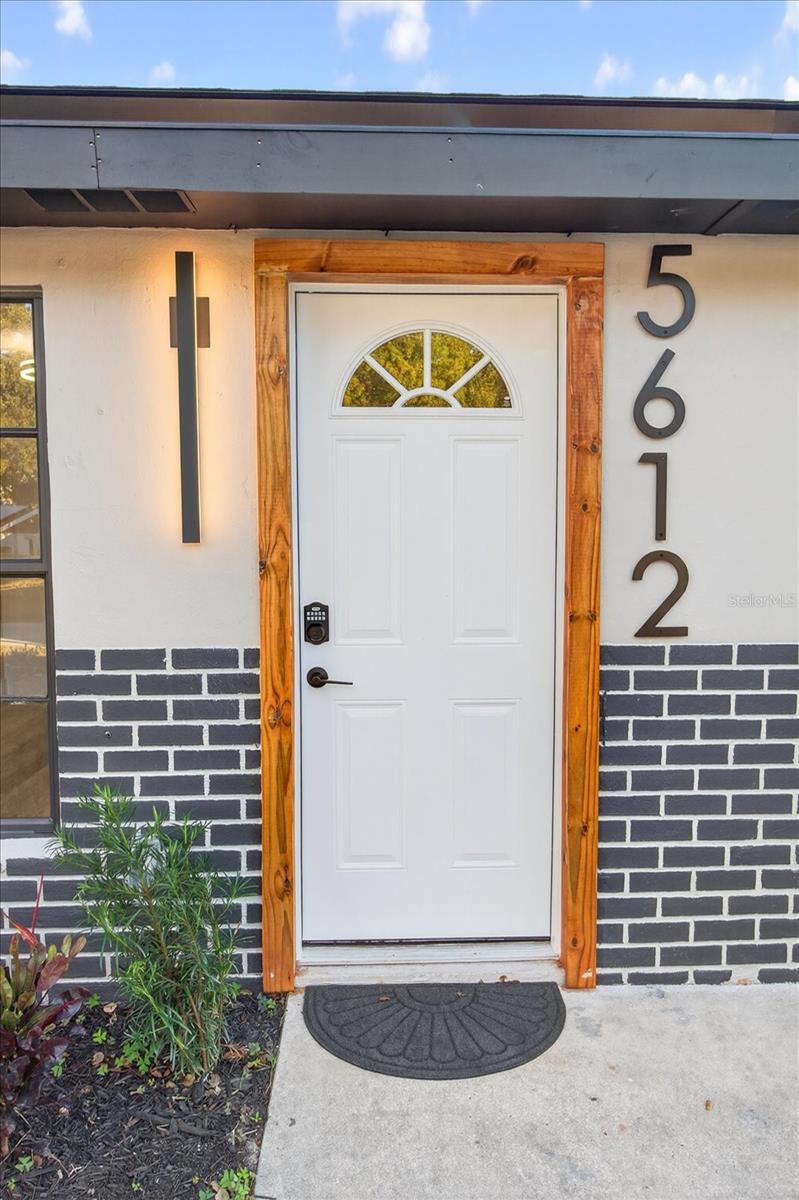 Image 3 of 43 For 5612 Mallow Street