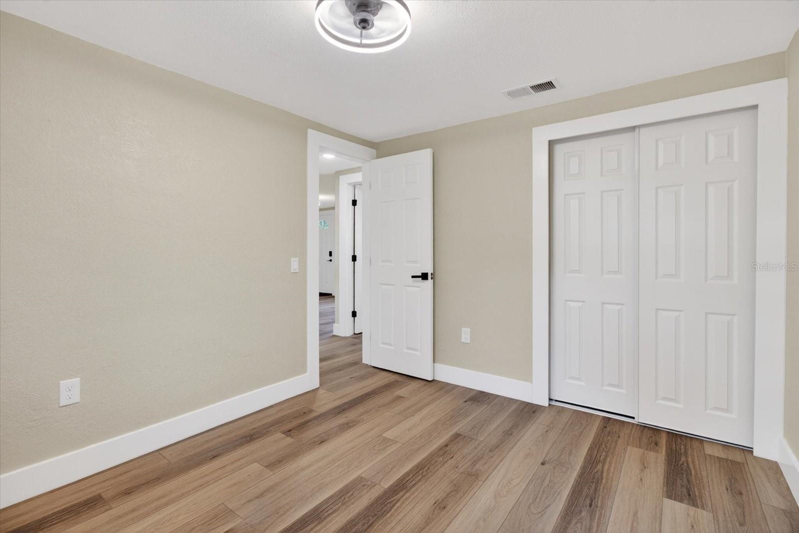 Image 34 of 43 For 5612 Mallow Street