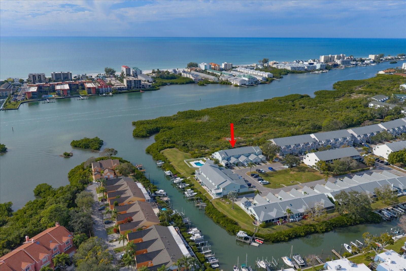 Details for 9434 Tara Cay Court 25, SEMINOLE, FL 33776