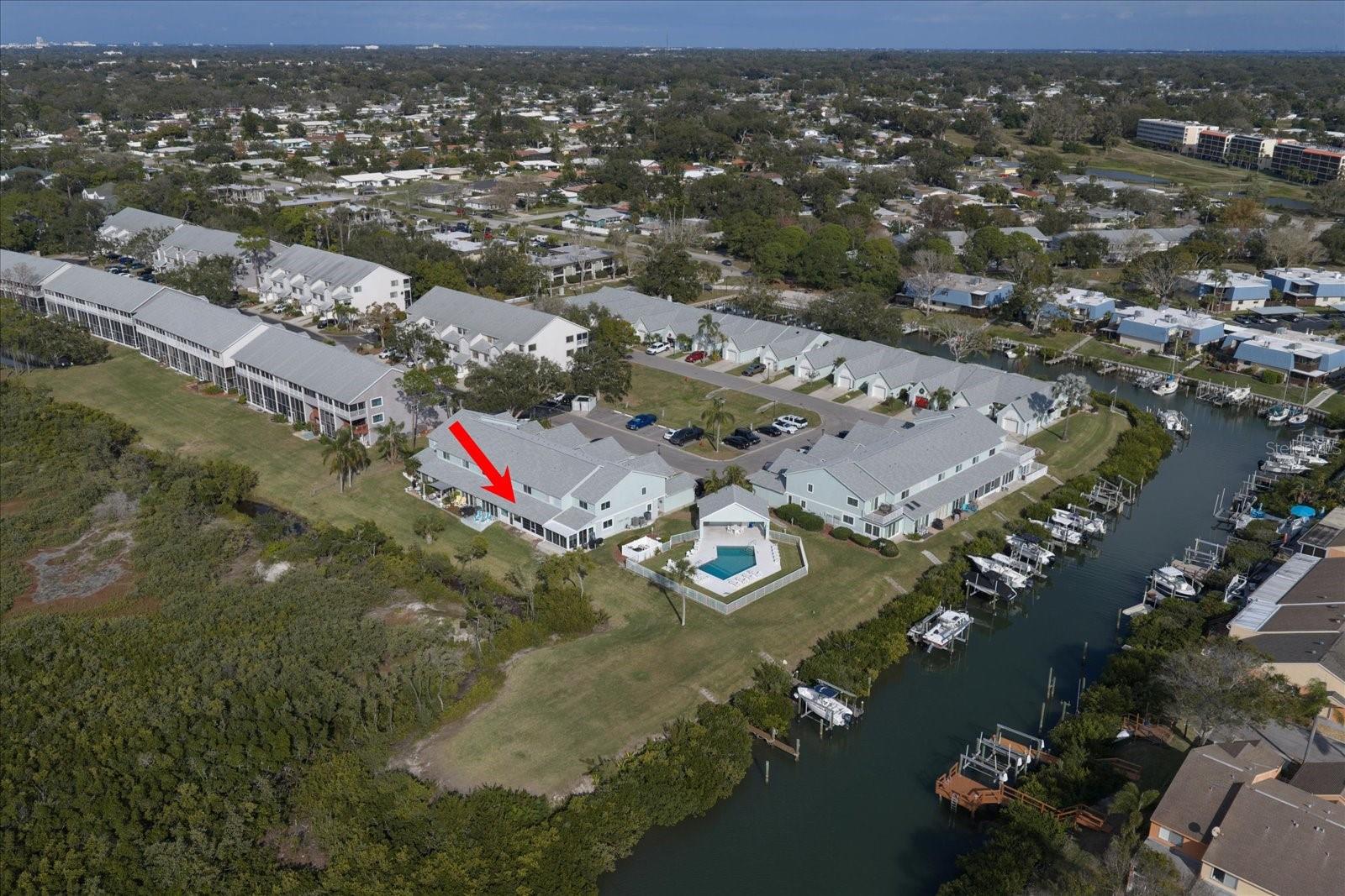 Image 6 of 40 For 9434 Tara Cay Court 25