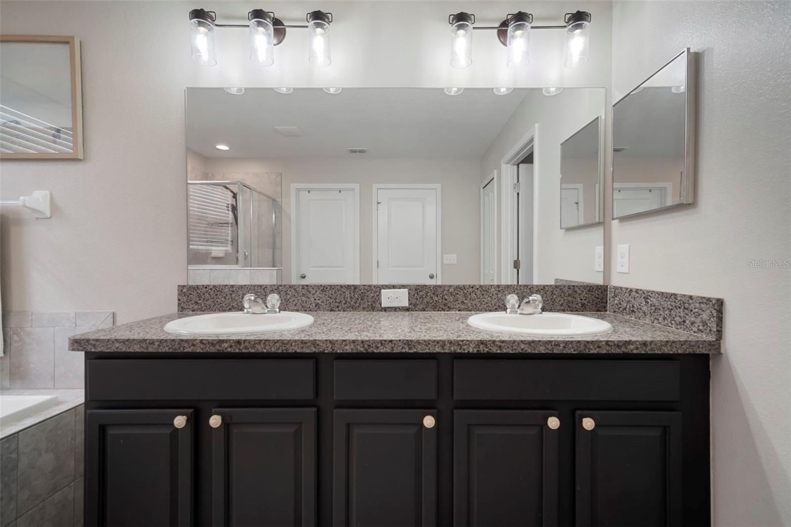 Image 28 of 43 For 8229 Faire Frost Lane