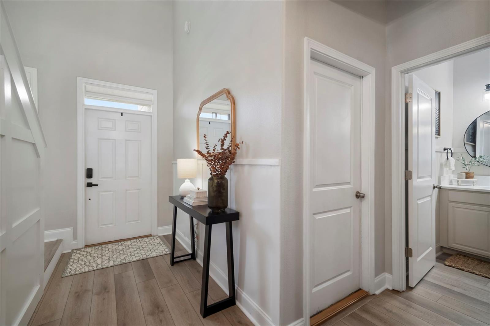 Image 4 of 43 For 8229 Faire Frost Lane