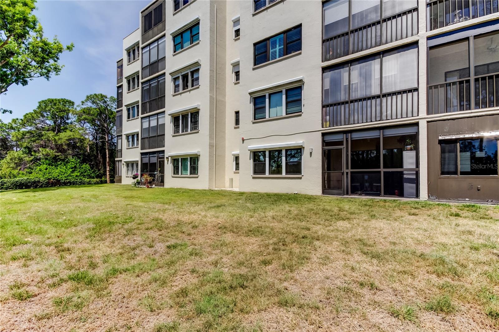 Image 44 of 61 For 8198 Terrace Garden Drive N 209