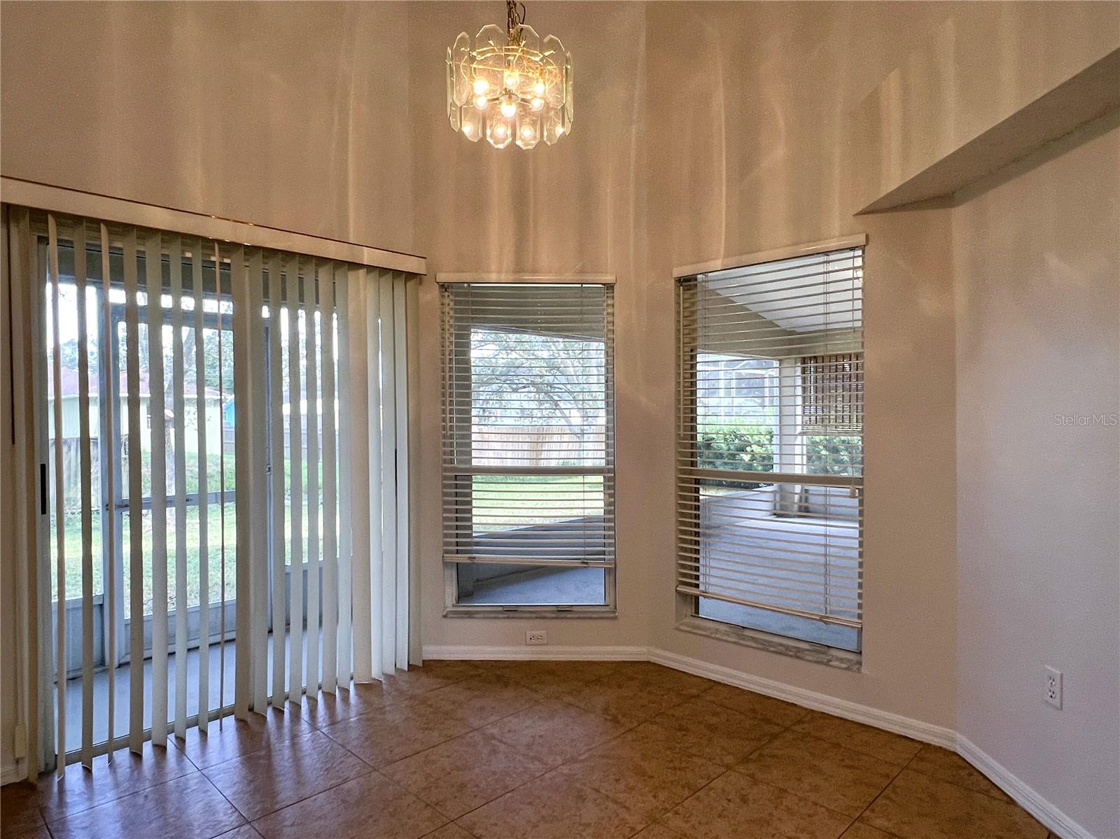 Image 11 of 36 For 9007 Westbay Boulevard